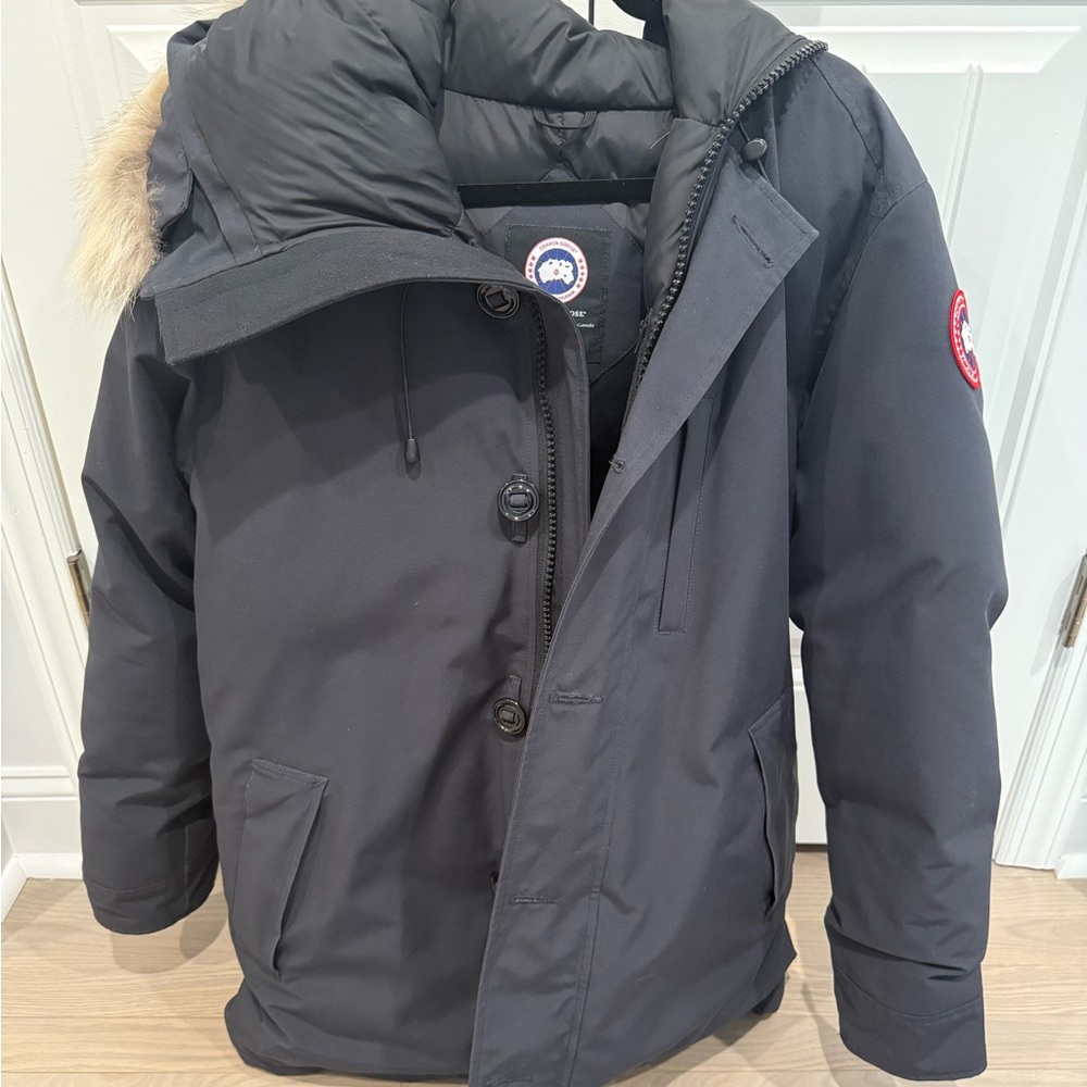 Canada Goose Men's Chateau Parka Heritage in Navy